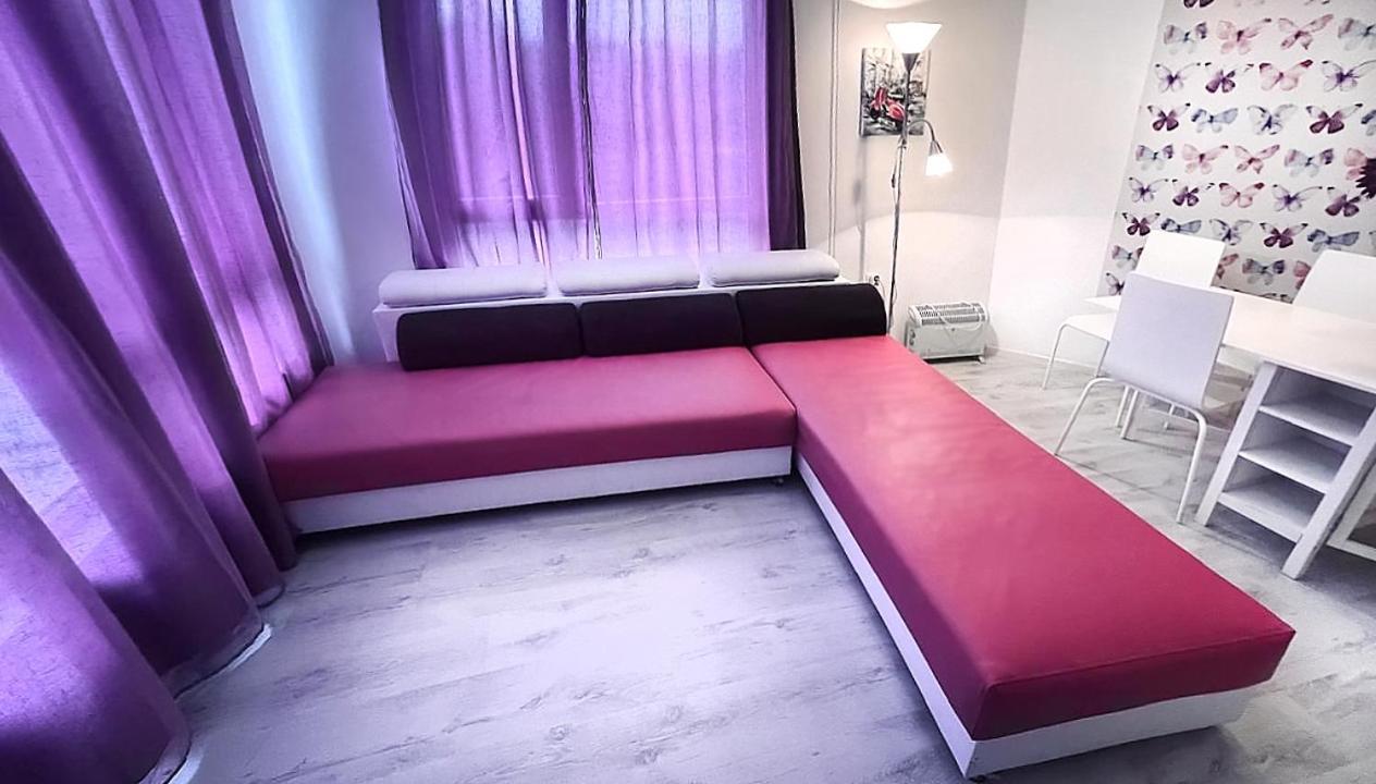 Private Apartment With Parking And Pool بالشيك المظهر الخارجي الصورة