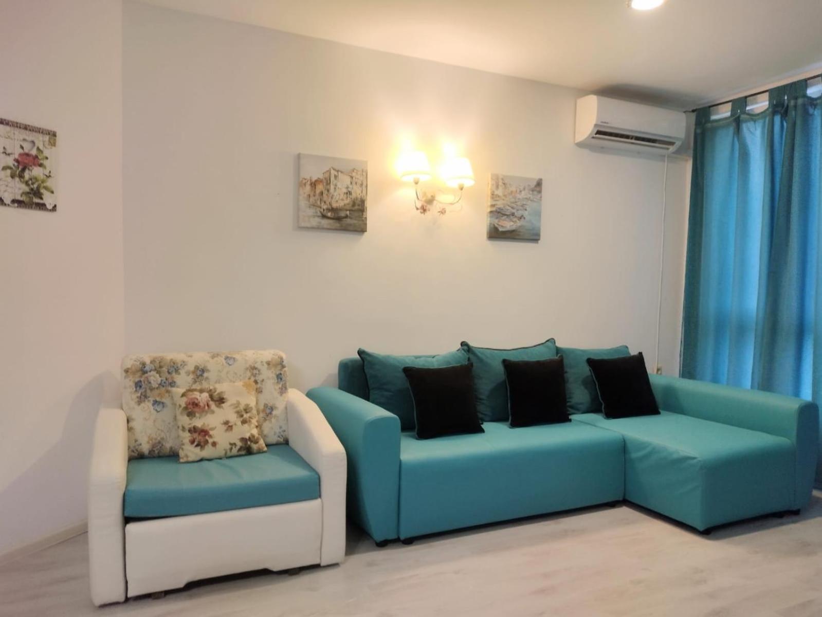 Private Apartment With Parking And Pool بالشيك المظهر الخارجي الصورة