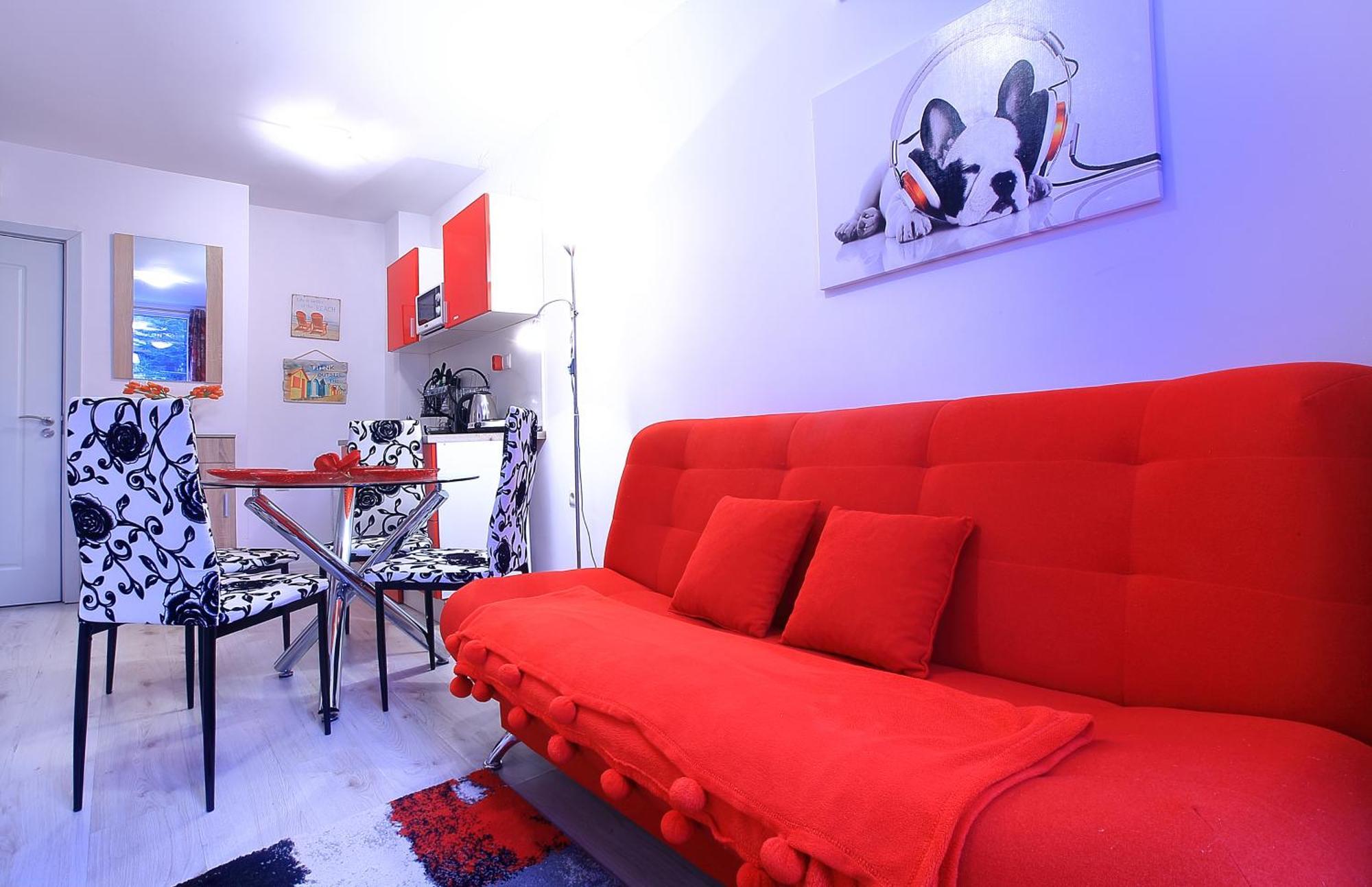 Private Apartment With Parking And Pool بالشيك المظهر الخارجي الصورة