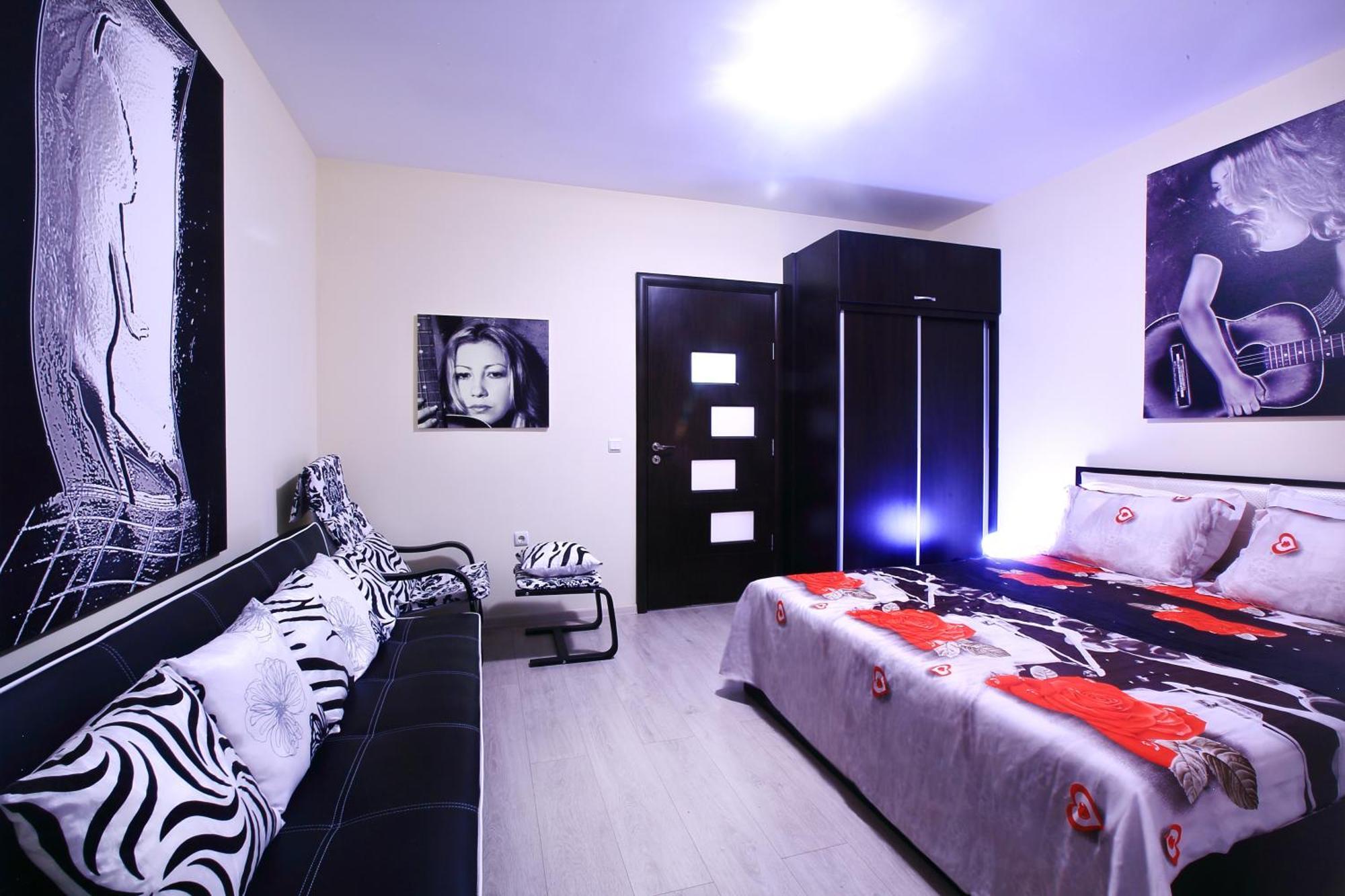 Private Apartment With Parking And Pool بالشيك المظهر الخارجي الصورة